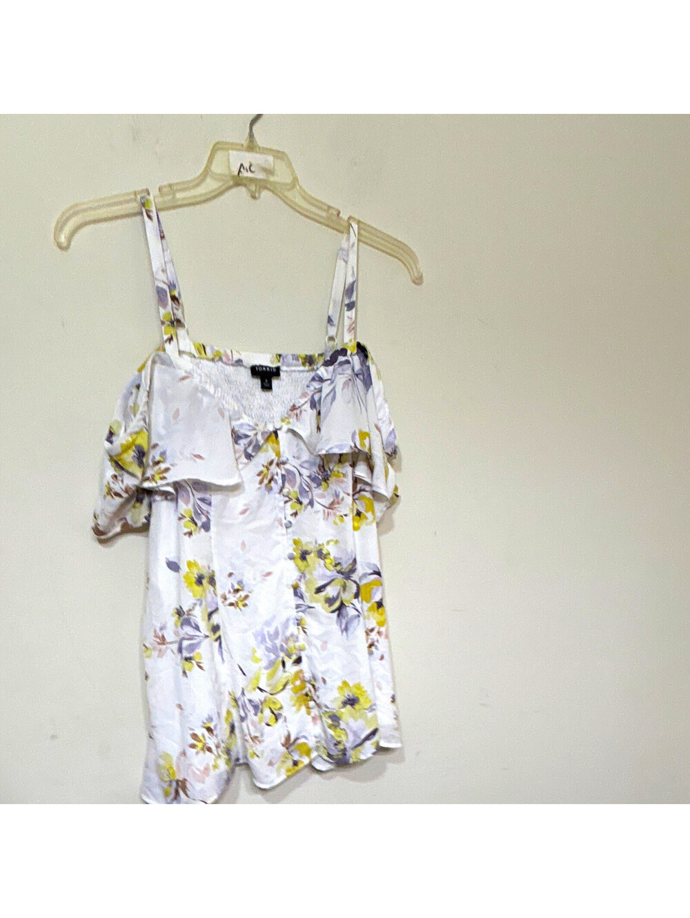 Torrid Plus Size 2 Floral Cold Shoulder Ruffle Button Chiffon Blouse White